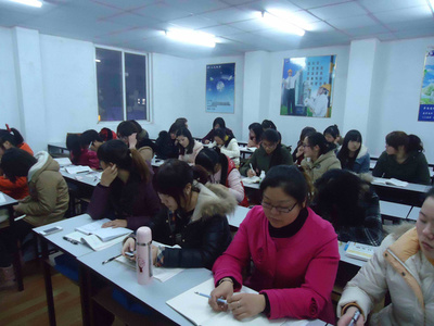 上海上元教育與您同行 專業(yè)會計培訓(xùn)與教育咨詢